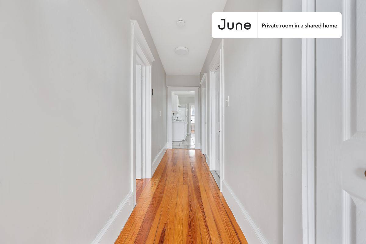 Apartment for rent at 29 Craigie St #C, Somerville, MA 02143