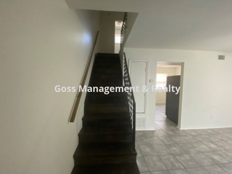 Townhouse for rent at 1801 Labette Manor Dr #11, Little Rock, AR 72205