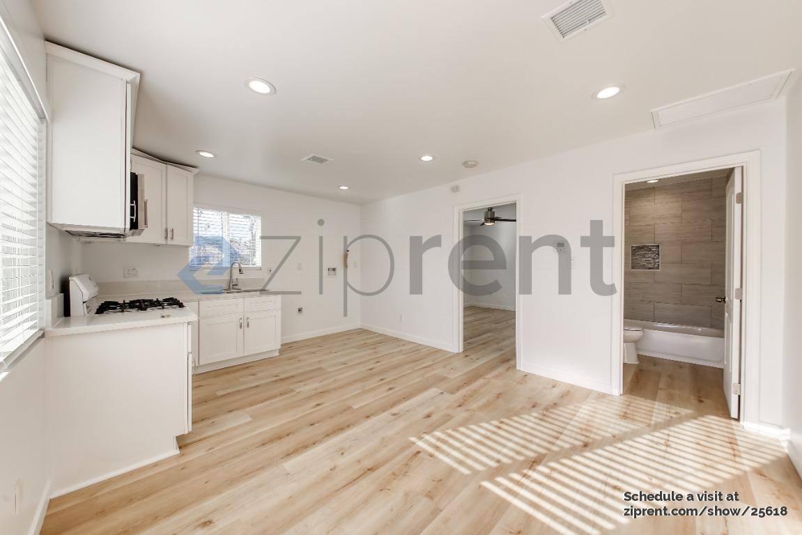 Apartment for rent at 4403 Michigan Ave #A, South Gate, CA 90280
