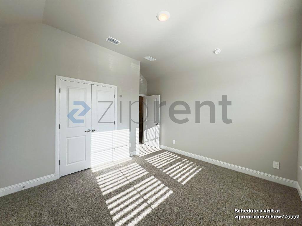House for rent at 3108 Lionsgate Dr, Argyle, TX 76226