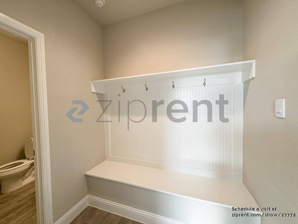 House for rent at 3108 Lionsgate Dr, Argyle, TX 76226