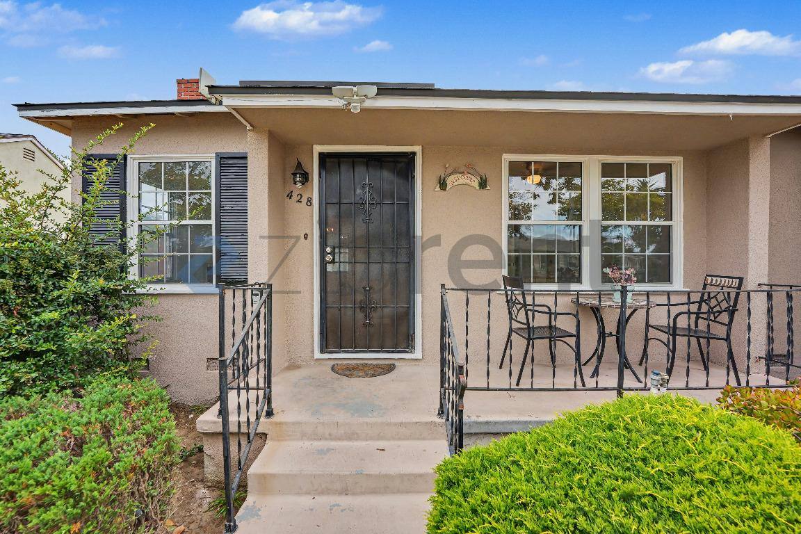 House for rent at 428 E 44th Circle, Long Beach, CA 90807