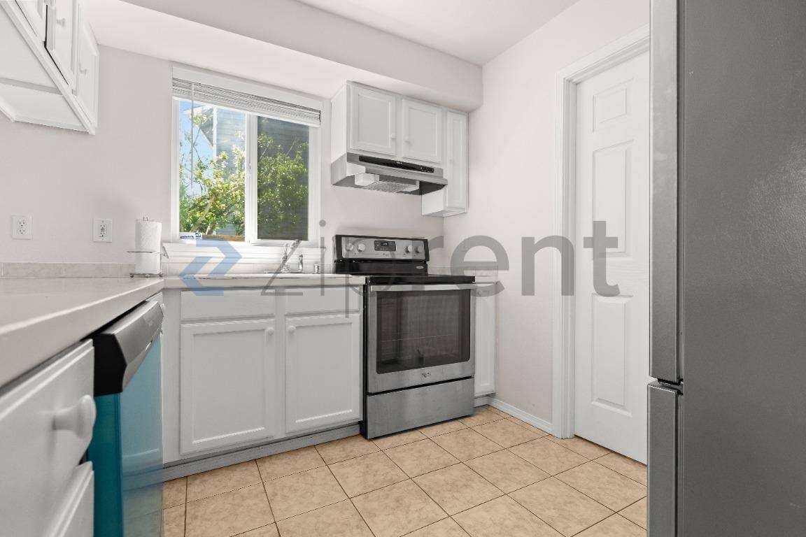 House for rent at 3406 151st Place SW, Lynnwood, WA 98087
