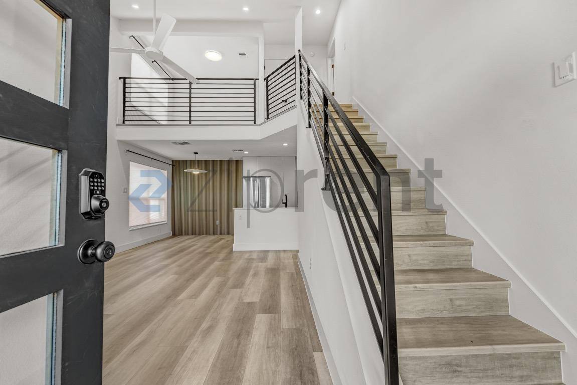 Townhouse for rent at 1904 Albury Cove #B, Austin, TX 78758