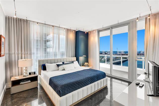 Condo for rent at 540 W Ave #2311, Miami Beach, FL 33139