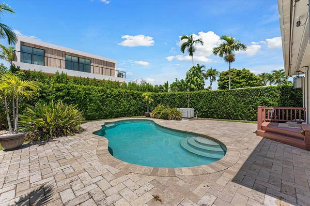 House for rent at 8934 Emerson, Miami Beach, FL 33154