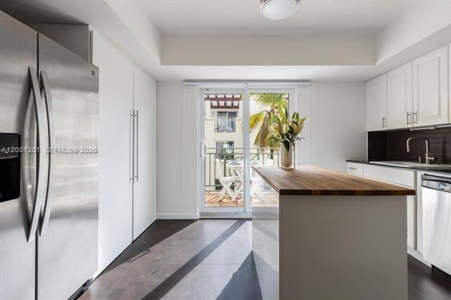 Townhouse for rent at 635 Euclid Ave #225, Miami Beach, FL 33139