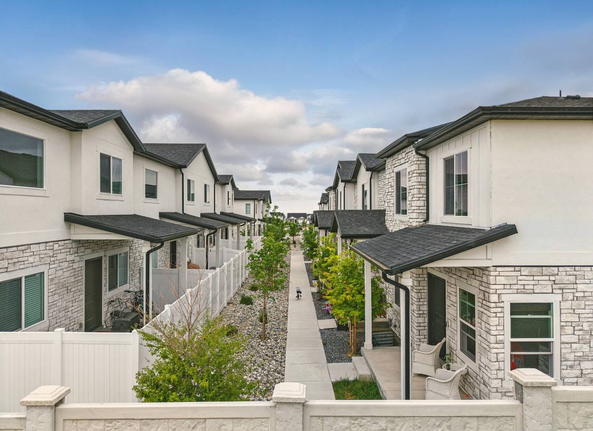 Townhouse for rent at 1161 N 550 W #108, Tooele, UT 84074
