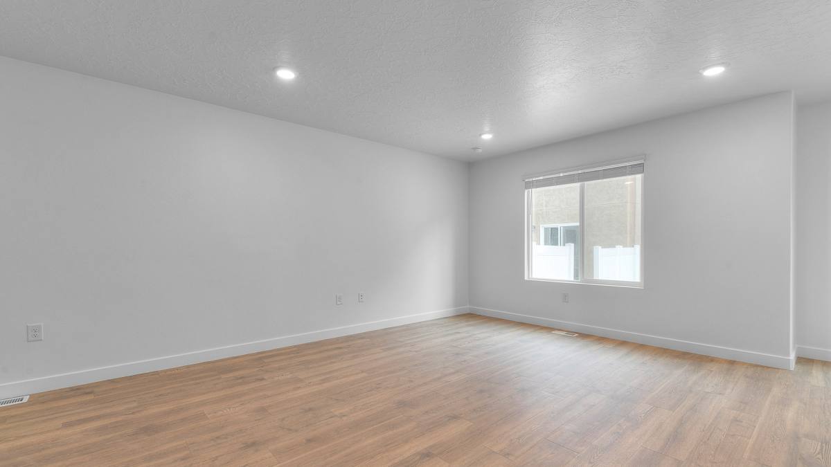 Townhouse for rent at 655 N 1850 E, Salem, UT 84653