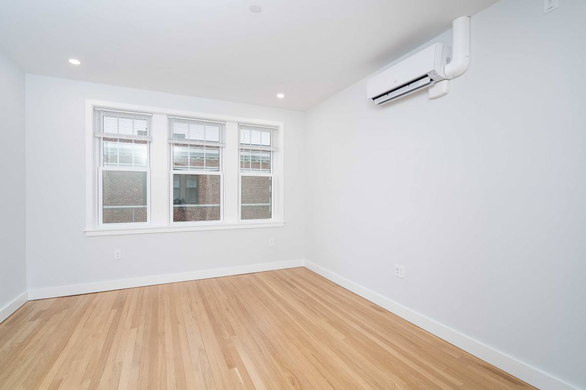 Apartment for rent at 17 Forest St, Cambridge, MA 02140