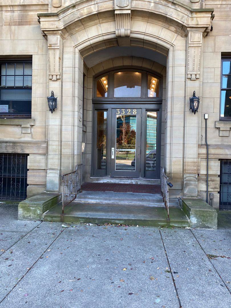 Apartment for rent at 3328 Euclid Ave, Cleveland, OH 44115