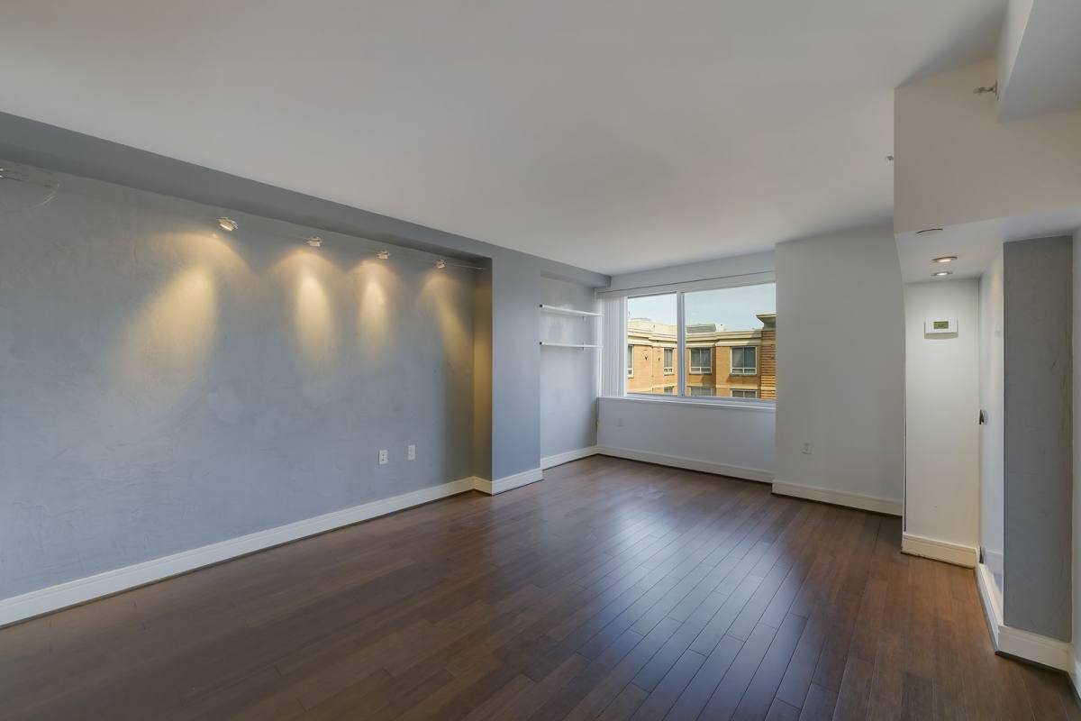 Apartment for rent at 800 4th St SW, Washington, DC 20024