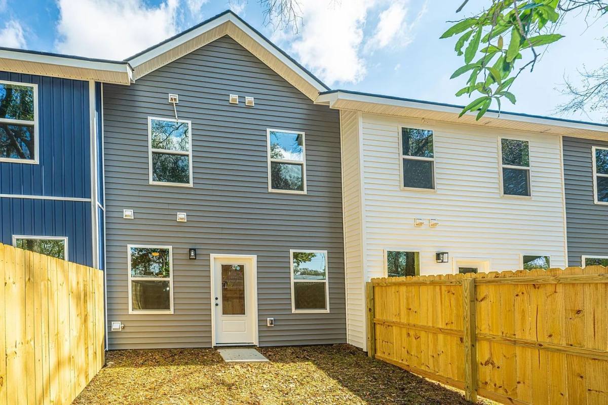 Townhouse for rent at 4237 Barnwell Ave, North Charleston, SC 29405