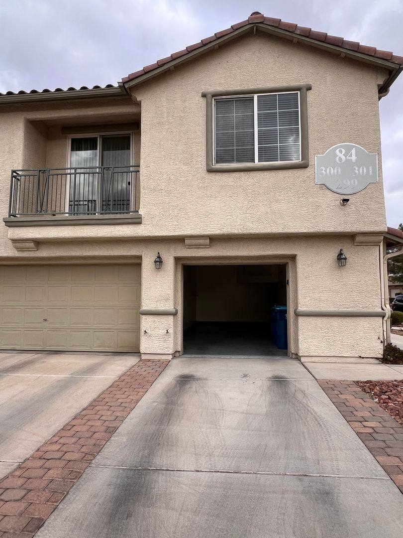 Townhouse for rent at 6255 W Arby Rd, Las Vegas, NV 89118