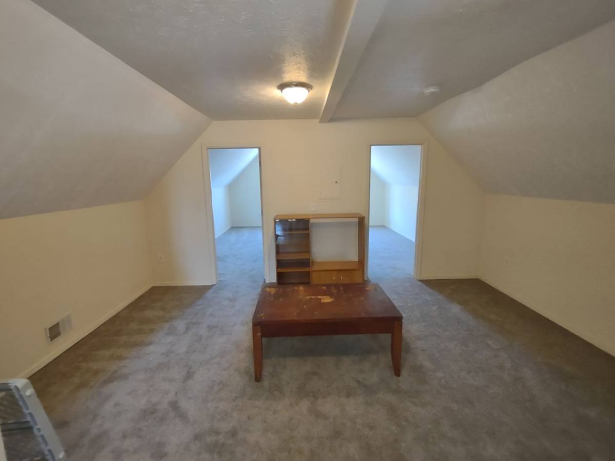 Apartment for rent at 1459 Ridgewood Ave, Lakewood, OH 44107