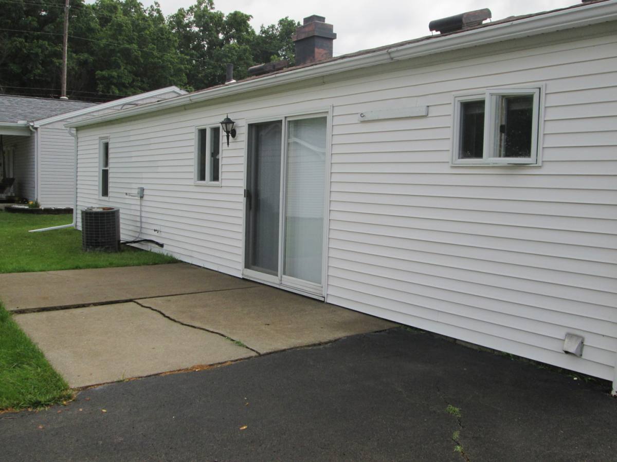 House for rent at 3504 Oakview, Girard, OH 44420