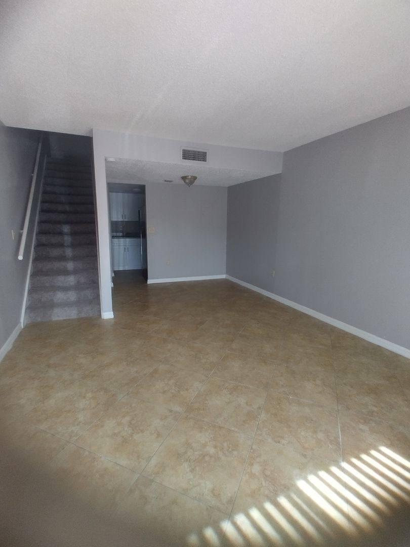 Condo for rent at 4149 S Semoran Blvd, Orlando, FL 32822