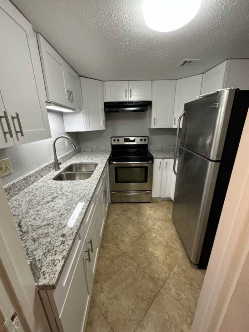 Condo for rent at 4149 S Semoran Blvd, Orlando, FL 32822