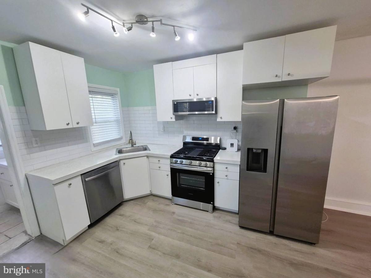 House for rent at 4814 Knox St, Philadelphia, PA 19144