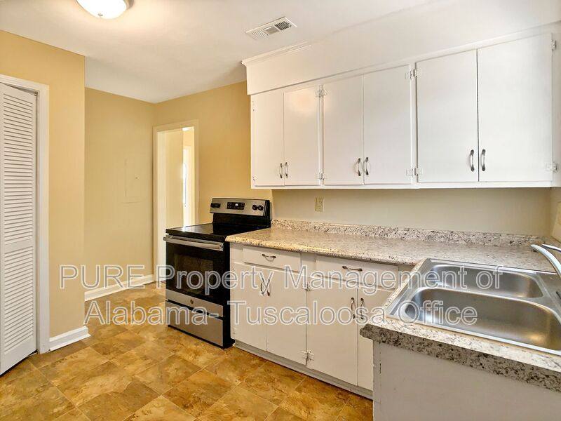 House for rent at 1120 19th St, Tuscaloosa, AL 35401