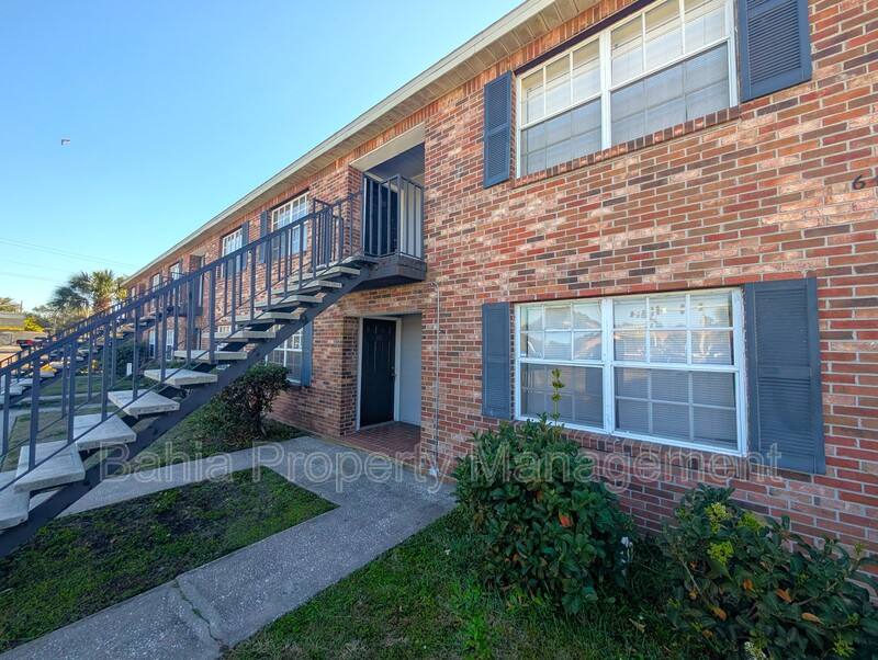 Apartment for rent at 6415 S Roberts Ave, Tampa, FL 33616