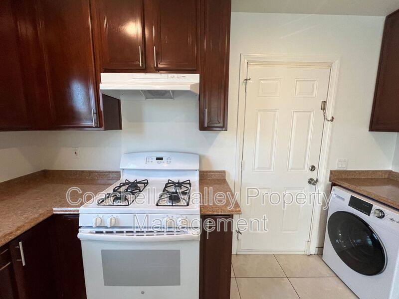 Apartment for rent at 422 W Rosa Parks Rd, Palm Springs, CA 92262