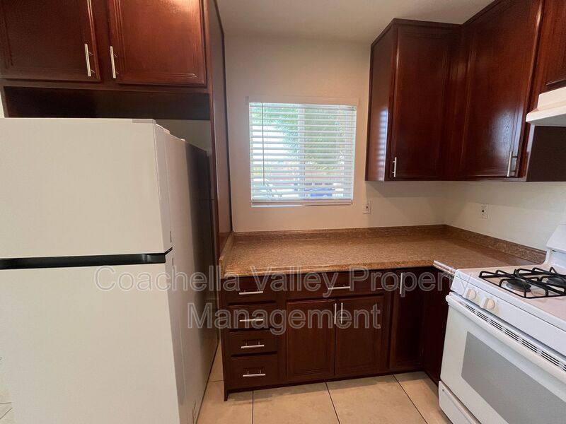Apartment for rent at 422 W Rosa Parks Rd, Palm Springs, CA 92262