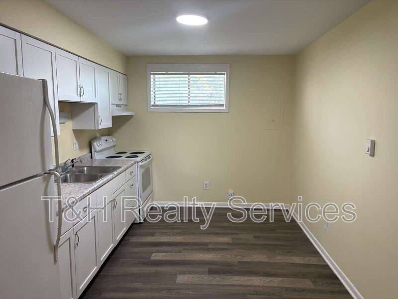 Apartment for rent at 7046 E US-Highway 36 #9, Avon, IN 46123