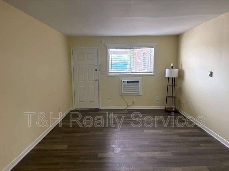Apartment for rent at 7046 E US-Highway 36 #9, Avon, IN 46123