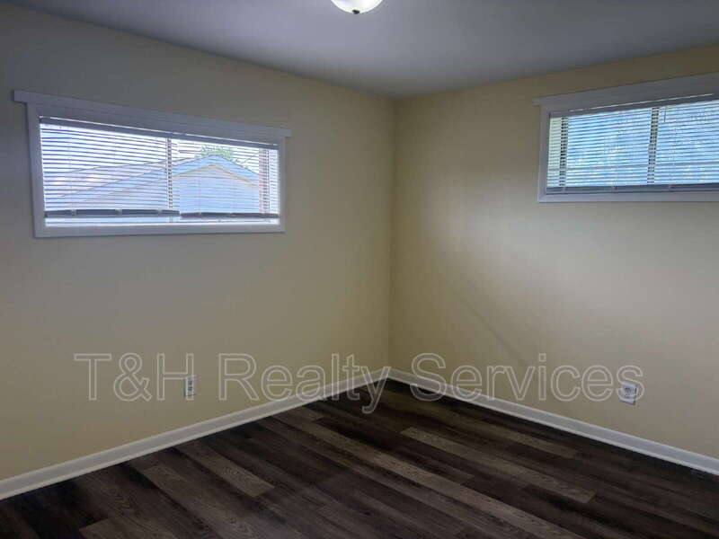Apartment for rent at 7046 E US-Highway 36 #9, Avon, IN 46123