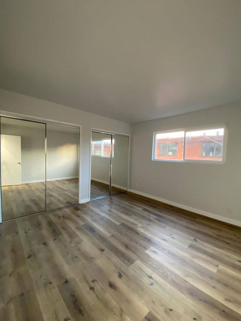 Apartment for rent at 2515 Ocean View Ave, Los Angeles, CA 90057