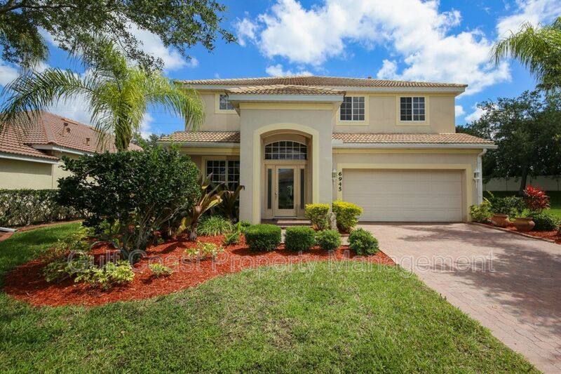 House for rent at 6945 74th St Circle E, Bradenton, FL 34203