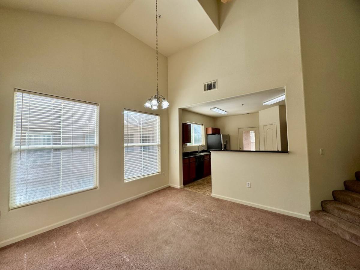 Condo for rent at 5350 Dunlay Dr, Sacramento, CA 95835