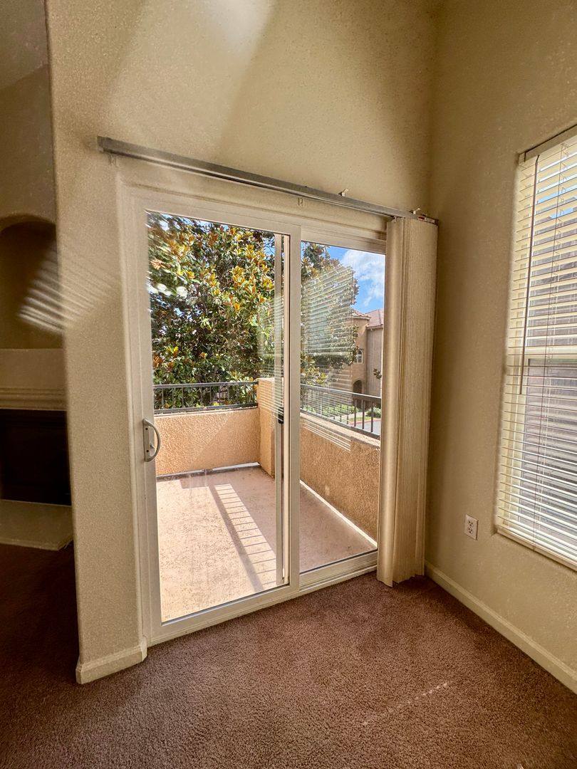 Condo for rent at 5350 Dunlay Dr, Sacramento, CA 95835