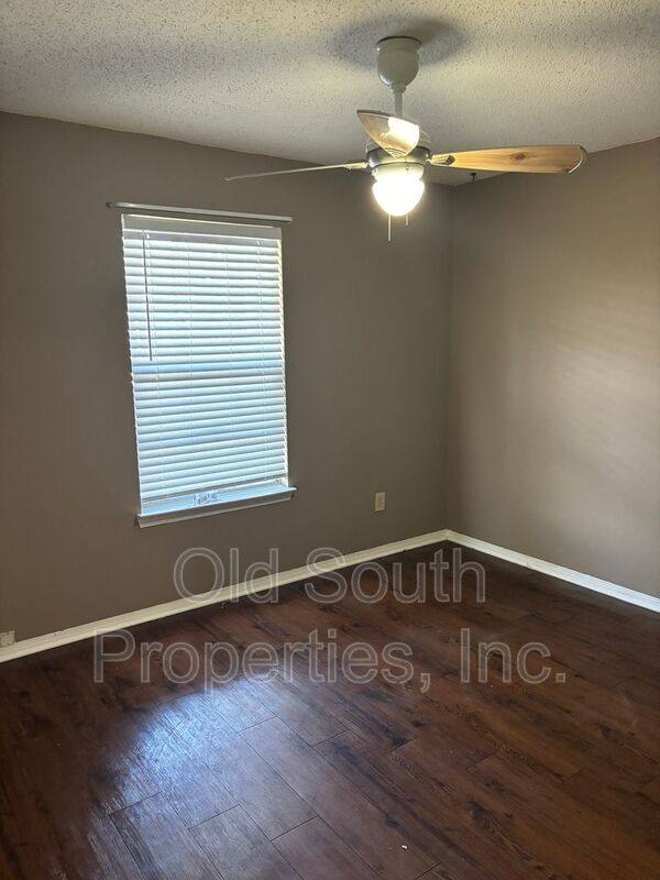 Apartment for rent at 1500 Johnson Ave #128, Pensacola, FL 32514