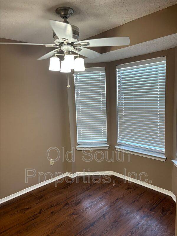 Apartment for rent at 1500 Johnson Ave #128, Pensacola, FL 32514