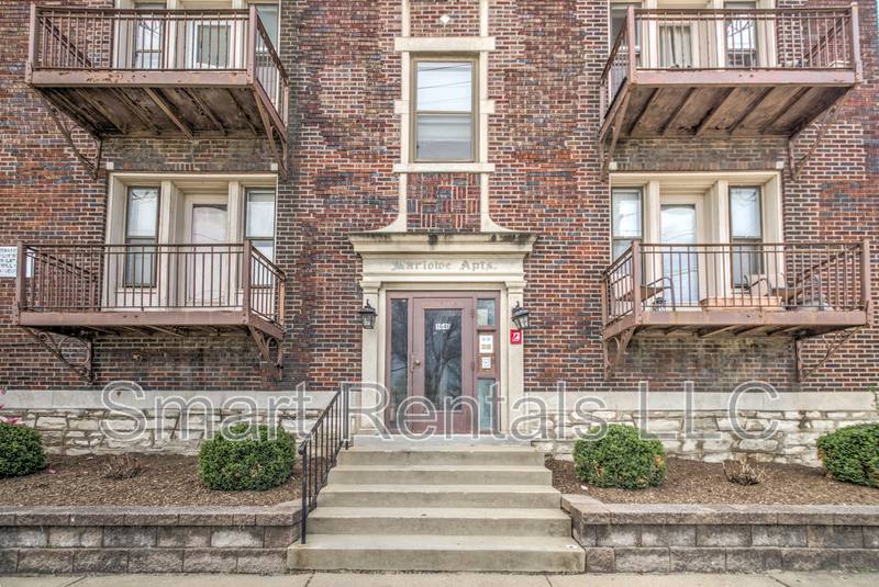 Apartment for rent at 3866 McRee Ave #2E, Saint Louis, MO 63110