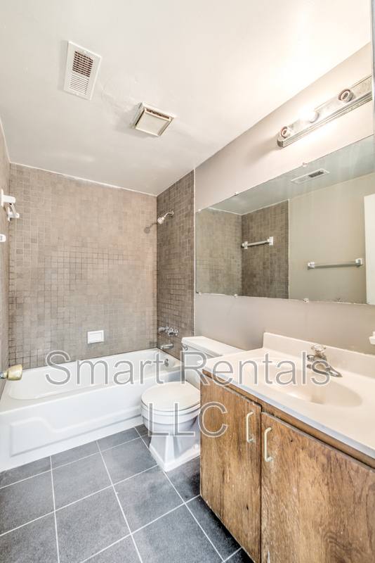 Apartment for rent at 3866 McRee Ave #2E, Saint Louis, MO 63110