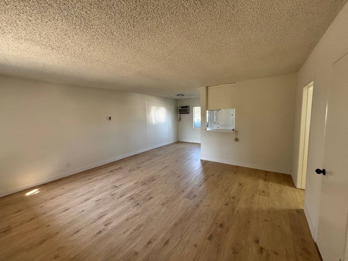 Apartment for rent at 915 Mount Olive Dr, Duarte, CA 91010