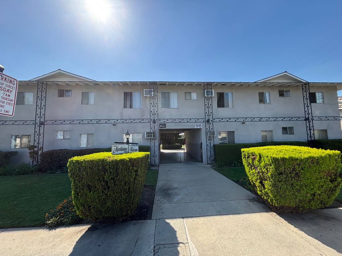 Apartment for rent at 915 Mount Olive Dr, Duarte, CA 91010