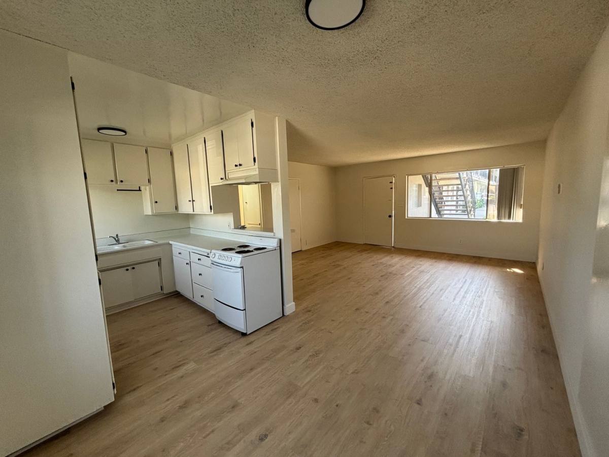 Apartment for rent at 915 Mount Olive Dr, Duarte, CA 91010