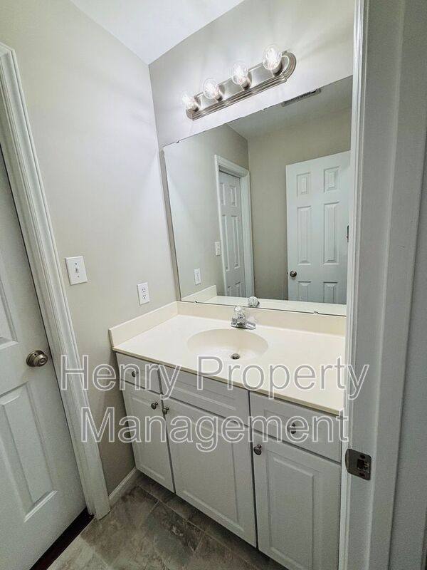 House for rent at 104 Back Woods Circle, Holly Springs, NC 27540