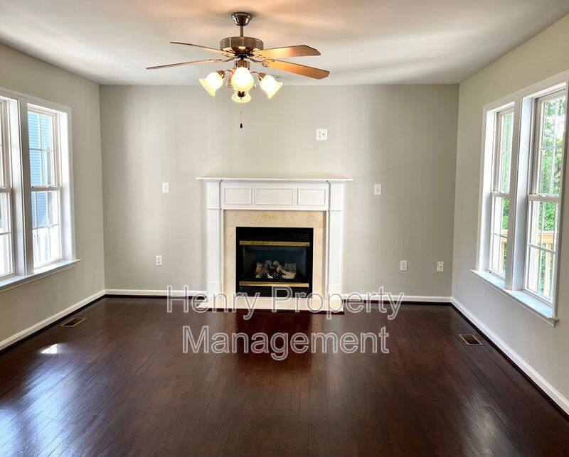 House for rent at 104 Back Woods Circle, Holly Springs, NC 27540