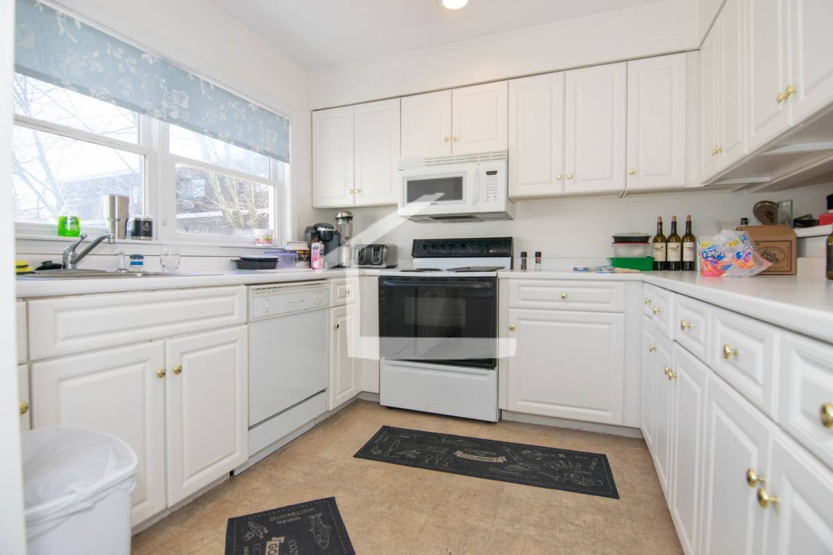 Apartment for rent at 8 Glencoe St #5, Brighton, MA 02135
