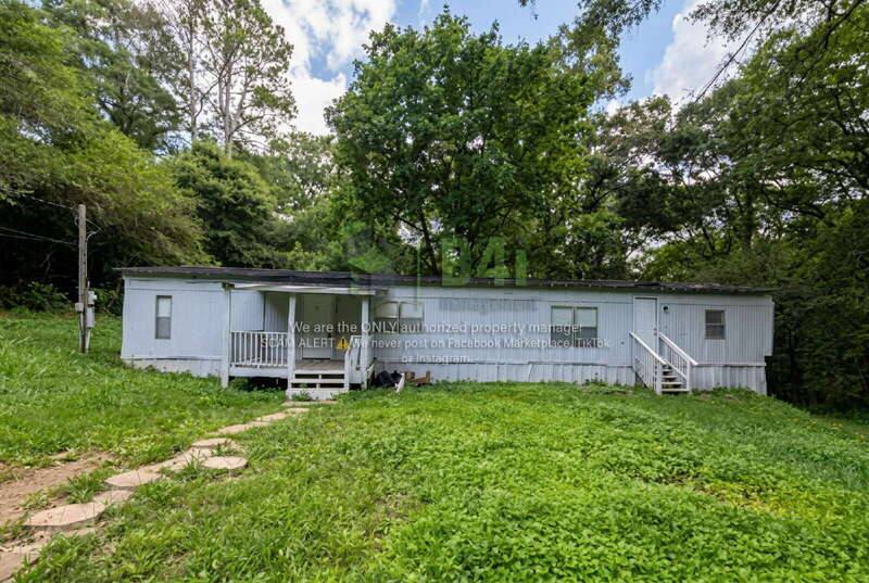 House for rent at 122 Collins Rd, Cedartown, GA 30125