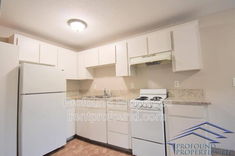 Apartment for rent at 221 SE 12th Ave #3, Hillsboro, OR 97123