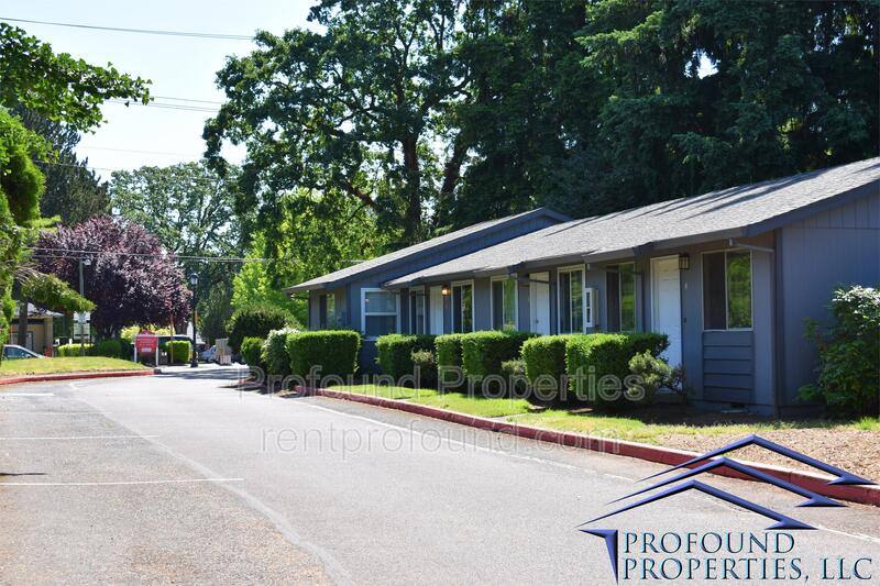 Apartment for rent at 221 SE 12th Ave #3, Hillsboro, OR 97123