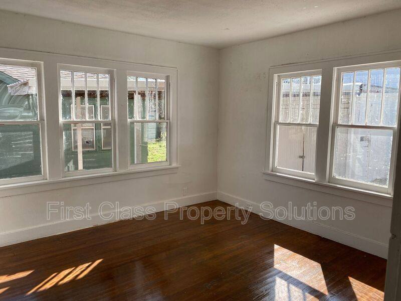 House for rent at 1801 N Jordan Ave, Oklahoma City, OK 73111