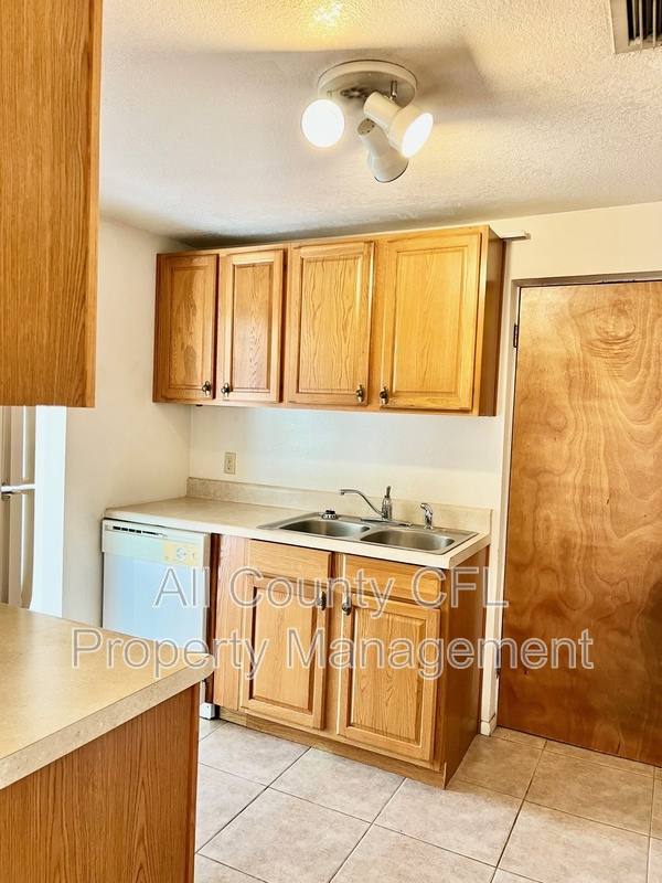 House for rent at 718 Buckminster Circle, Orlando, FL 32803
