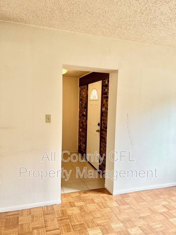 House for rent at 718 Buckminster Circle, Orlando, FL 32803